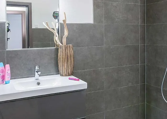 アパート Im Sonnenberg エンキルヒ